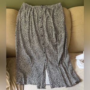 Black and White Floral Button-Front Maxi Skirt